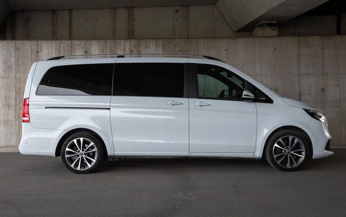 Mercedes-Benz Klasa V cena 219000 przebieg: 148000, rok produkcji 2019 z Wrocław małe 781